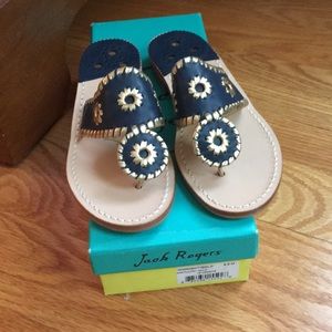 NWT Jack Rogers Midnight Gold Sandals size 5.5